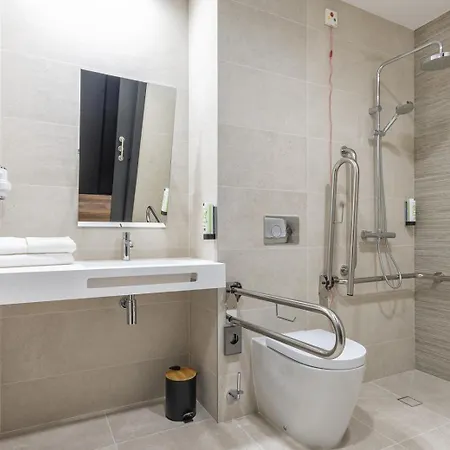 Hotel Universitaria 3*