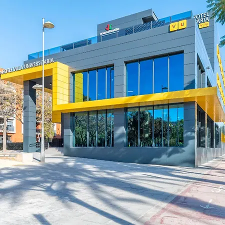 Universitaria